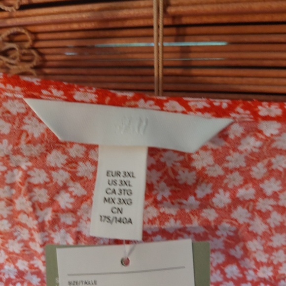 H&M maxi floral wrap dress - Picture 4 of 5